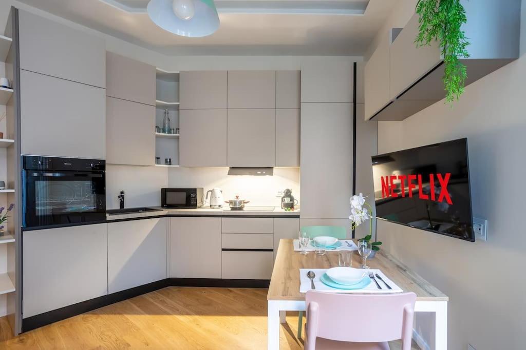 Duomo-Fiera Mi Master Suite Design Wifi+Netflix Mailand Exterior foto